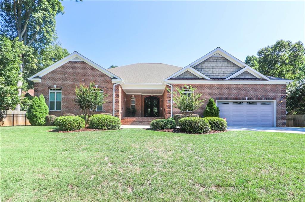 132 Webbed Foot Road Mooresville, NC 28117 - Photo 1 of 32 Gallery Image 1