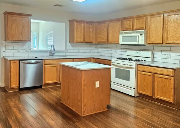 $2,025 | 211 Cadillac Cove, Cedar Park, TX 78613