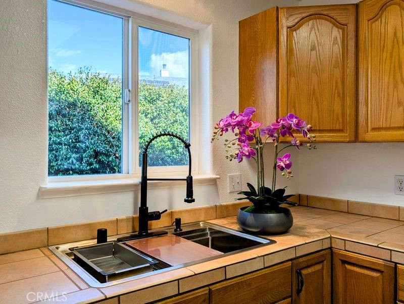 5377 Lancaster Road Lakeport, CA 95453 - Photo 8 of 20 a view of a flower pot on a counter top