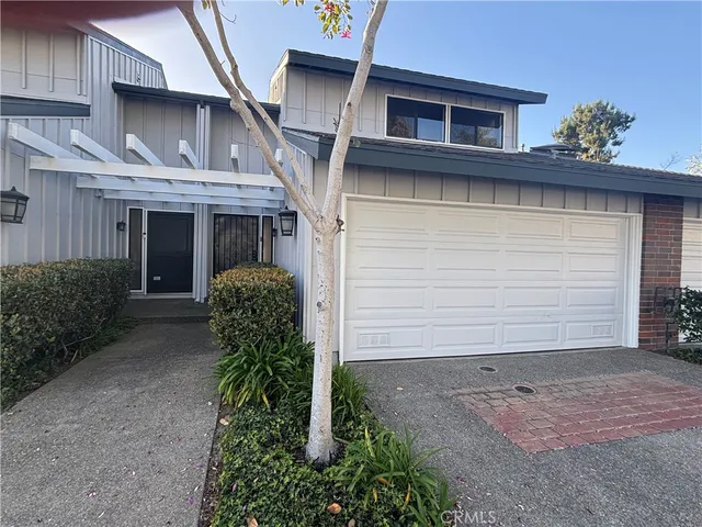 $4,600 | 8088 Caminito Mallorca, La Jolla, CA 92037