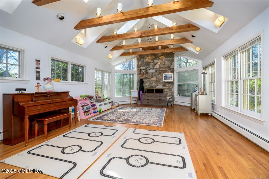 414 Riversville Road Greenwich, CT 06831 - Photo 3 of 20 GetMedia (23)