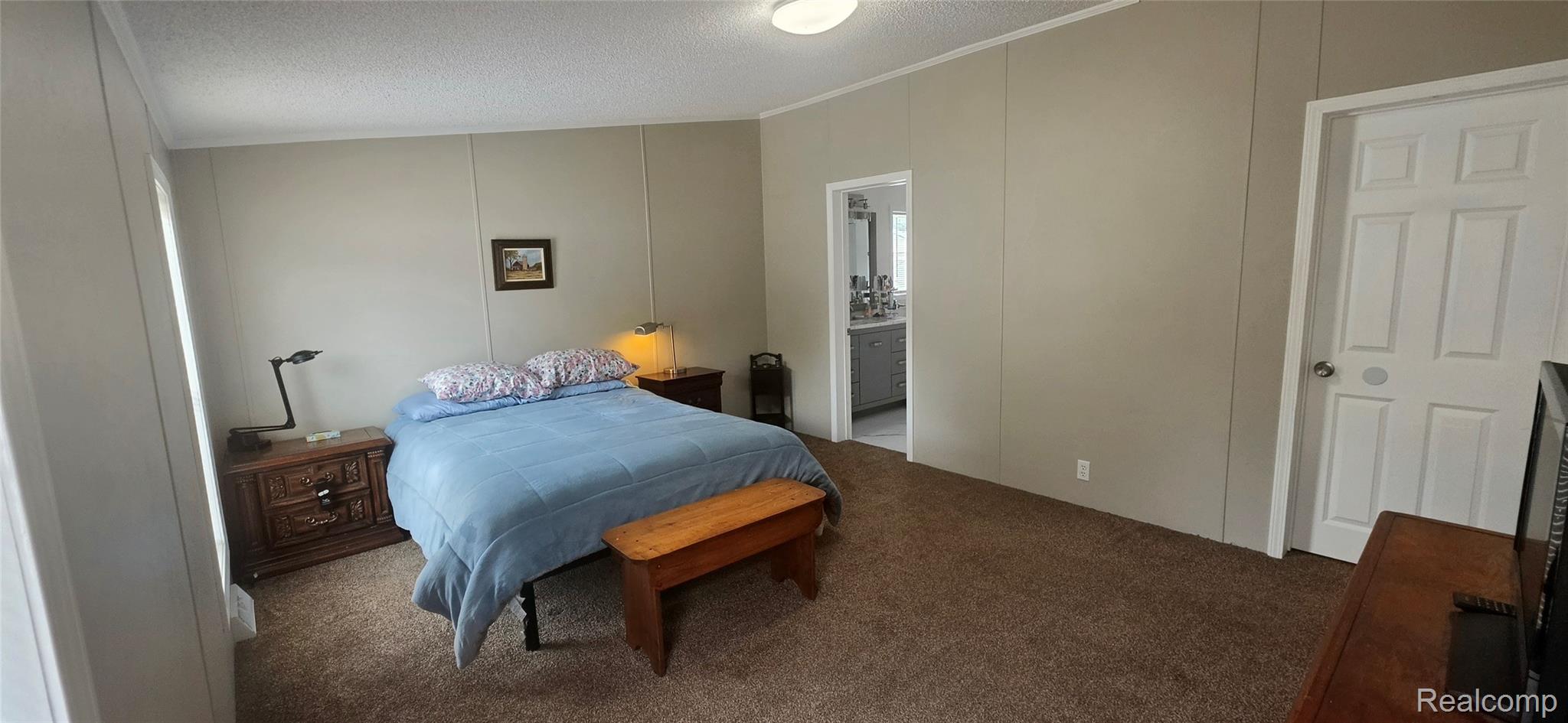128 Chinkapin Rill Fenton, MI 48430 - Photo 8 of 25 Primary bedroom