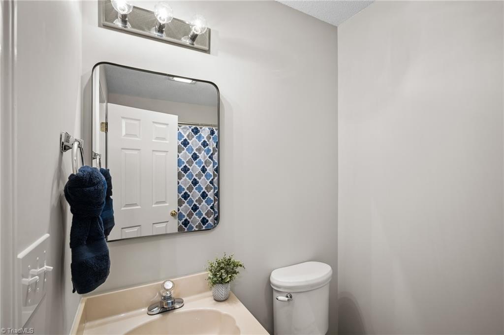 1540 Thomas Road Lexington, NC 27295 - Photo 22 of 42