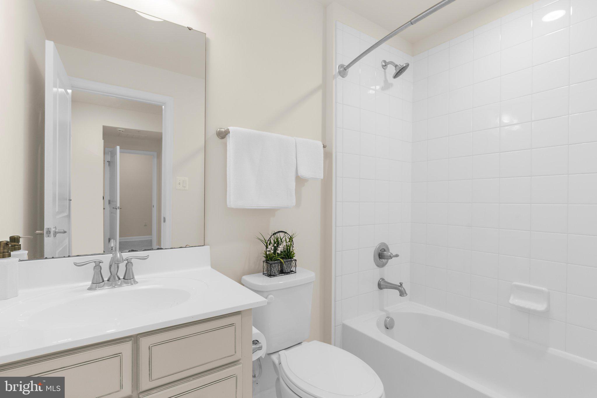 8016 Orchard Grove Road Odenton, MD 21113 - Photo 25 of 52 Hall Bath