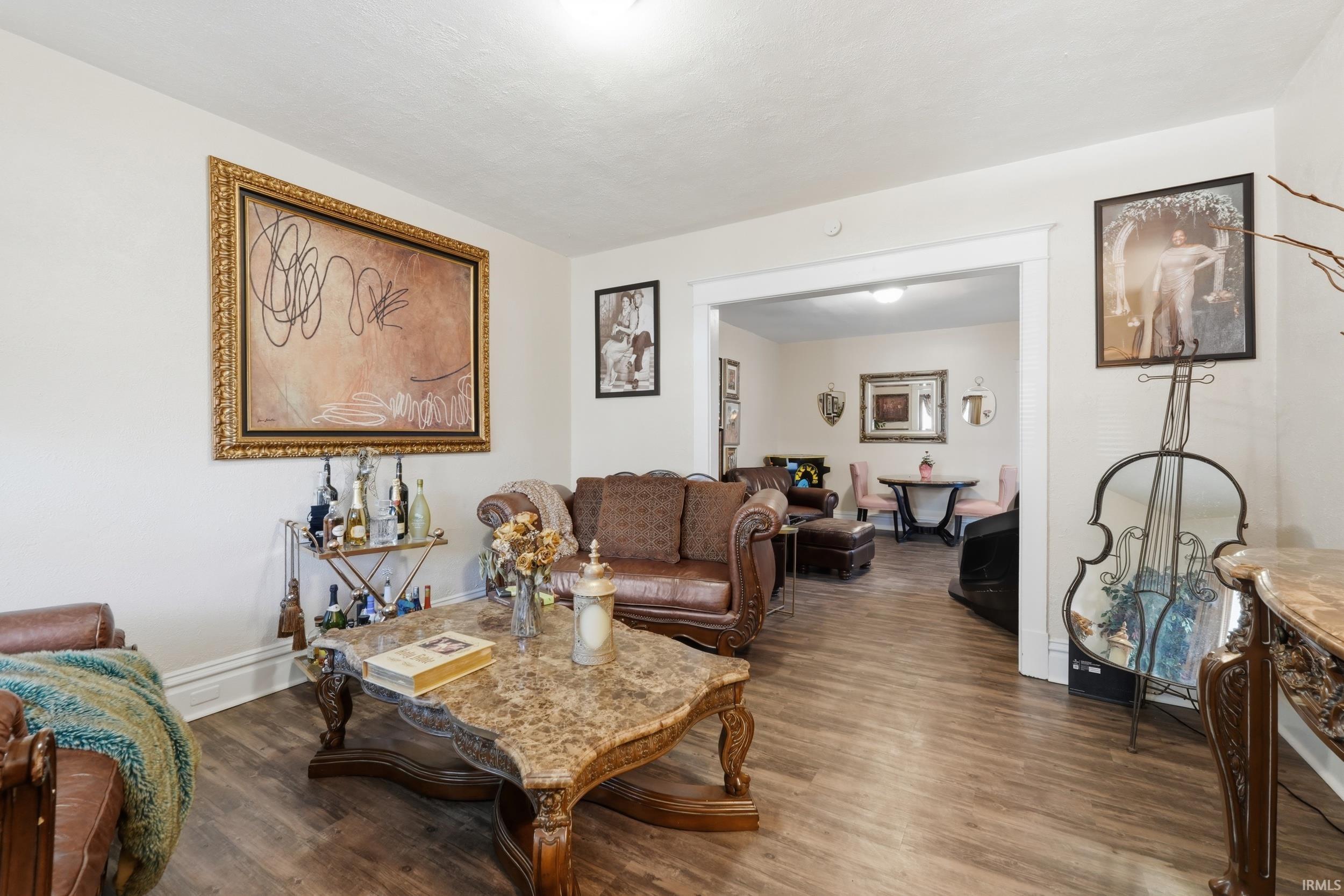 2414 South Wayne Avenue Fort Wayne, IN 46807 - Photo 3 of 36