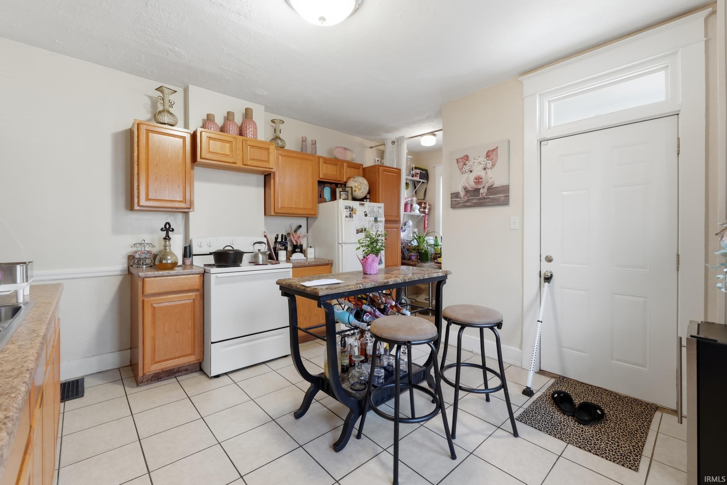 2414 South Wayne Avenue Fort Wayne, IN 46807 - Photo 8 of 36