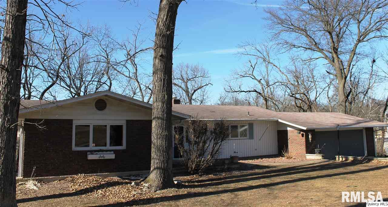922 Ridgewood Drive Quincy, IL 62301 - Photo 1 of 1 Gallery Image 1
