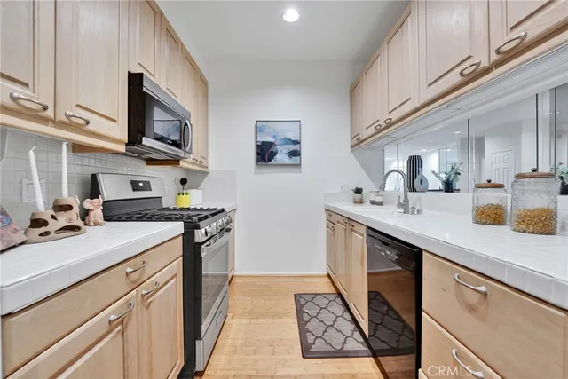 $898,000 | 1800 Butler Avenue, Unit 104, Los Angeles, CA 90025
