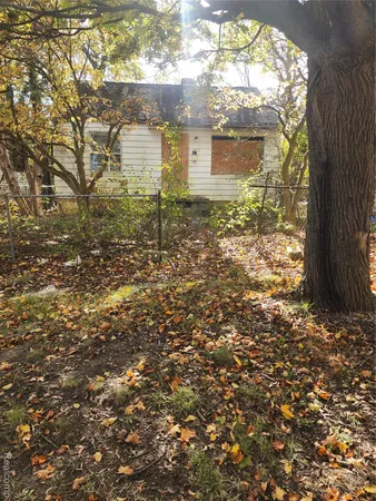 $6,500 | 350 East Mott Avenue, Flint, MI 48505
