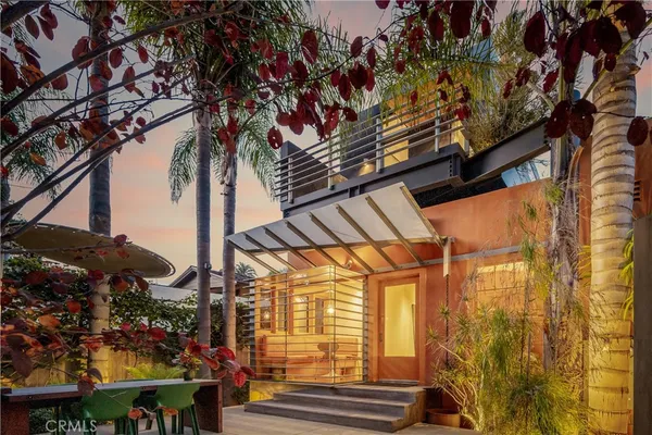 $2,750,000 | 542 Altair Place, Venice, CA 90291