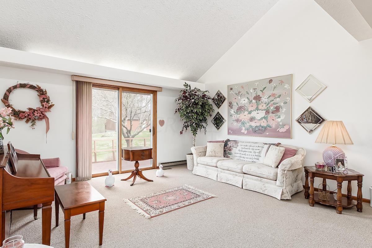 1422 Alton Road Galloway, OH 43119 - Photo 14 of 32 Gallery Image 14
