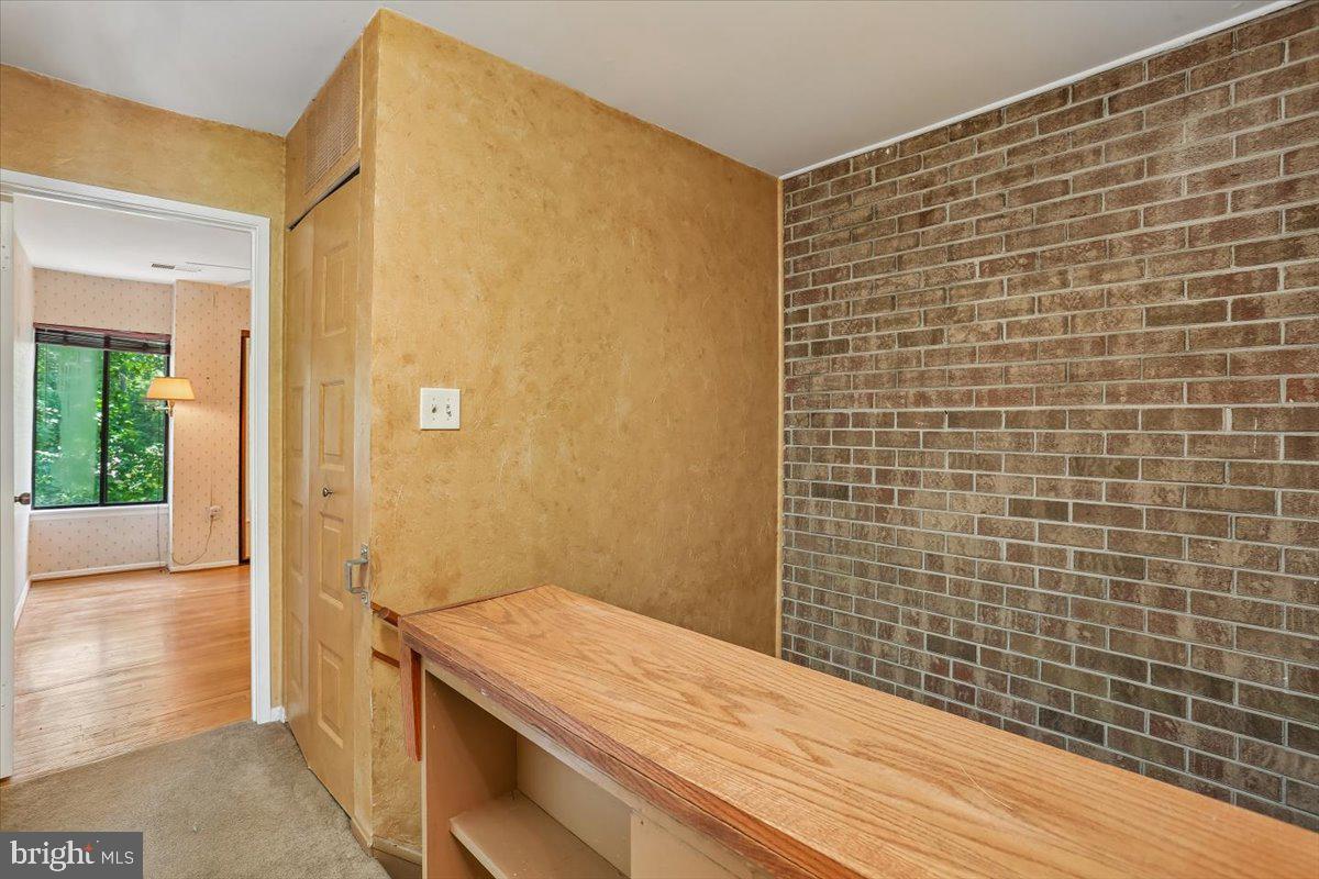 8174 Inverness Ridge Road Potomac, MD 20854 - Photo 8 of 29