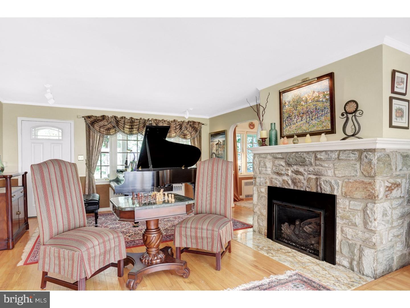 1108 Pleasure Road Lancaster, PA 17601 - Photo 3 of 25 Gallery Image 3