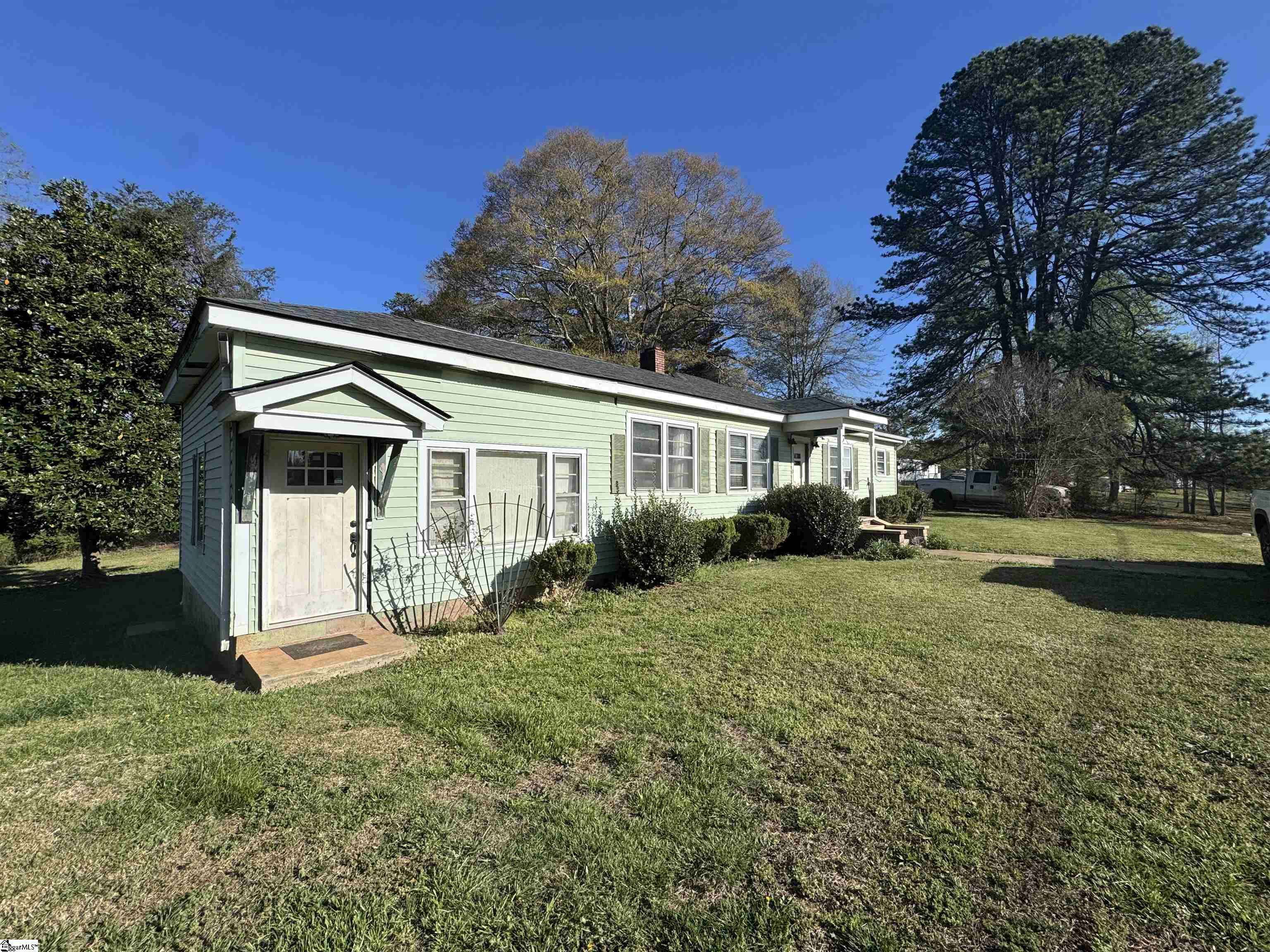 7 Valley Road Travelers Rest, SC 29690 - Photo 3 of 24 Gallery Image 3