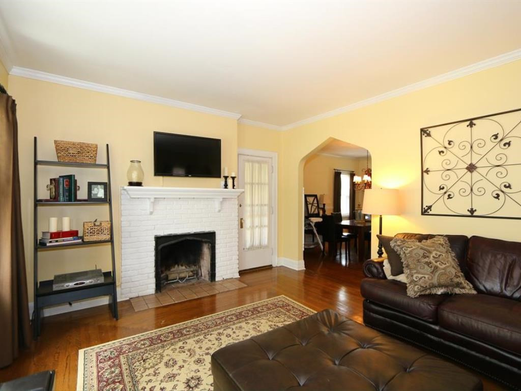 58 Pleasant Ridge Avenue Fort Mitchell, KY 41017 - Photo 2 of 22 Gallery Image 2