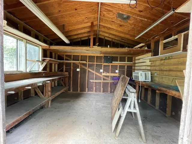 $325,000 | 131 County Road 1544, Morgan, TX 76671