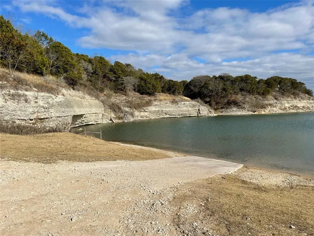 $325,000 | 131 County Road 1544, Morgan, TX 76671