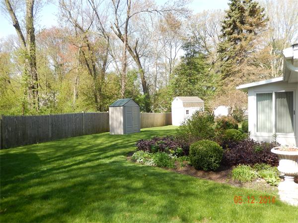 672 County Road Barrington, RI 02806 - Photo 11 of 13 a view of a backyard