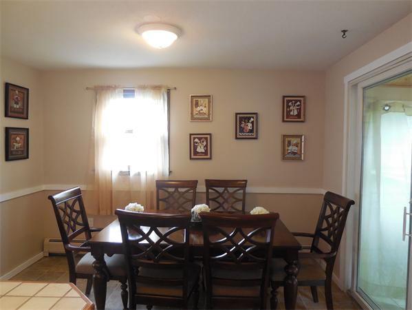 68 County Road Holyoke, MA 01040 - Photo 3 of 7