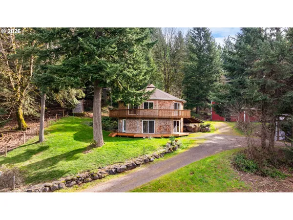 $785,000 | 25140 South Dianne Drive, Beavercreek, OR 97004