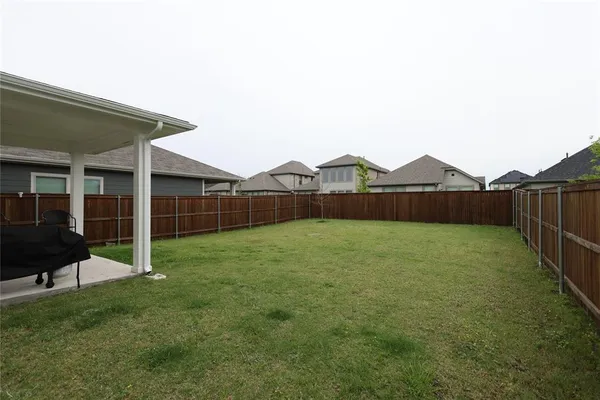 $2,000 | 3815 Cisco Drive, Farmersville, TX 75442