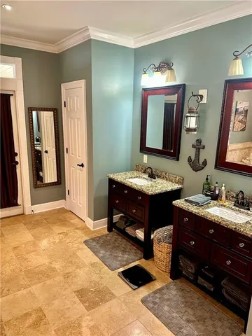 $549,000 | 198 Buck Glenn Road, Dry Prong, LA 71423