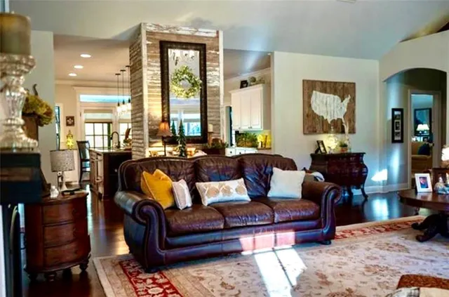 $549,000 | 198 Buck Glenn Road, Dry Prong, LA 71423