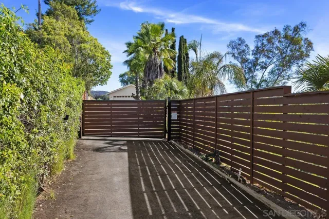 $2,625,000 | 1112 Starview Drive, Vista, CA 92084