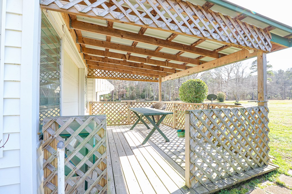 20344 Old County Road Greenbush, VA 23357 - Photo 10 of 32