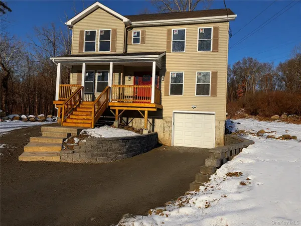 $575,000 | 458 County Route 50, New Hampton, NY 10958