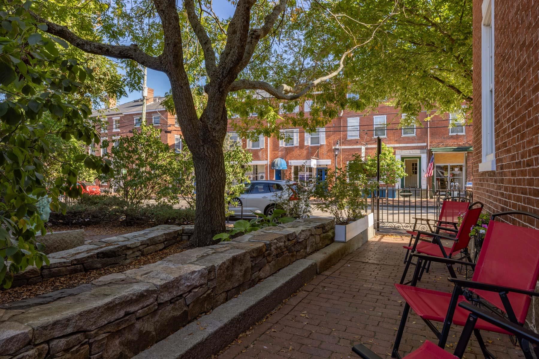 147 State Street, Unit 2 Portsmouth, NH 03801 - Photo 18 of 30