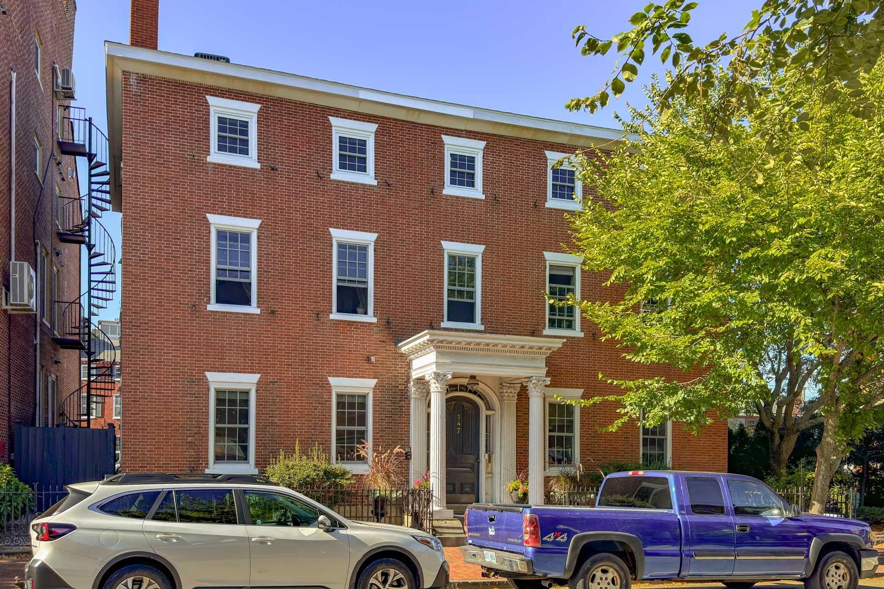 147 State Street, Unit 2 Portsmouth, NH 03801 - Photo 4 of 30