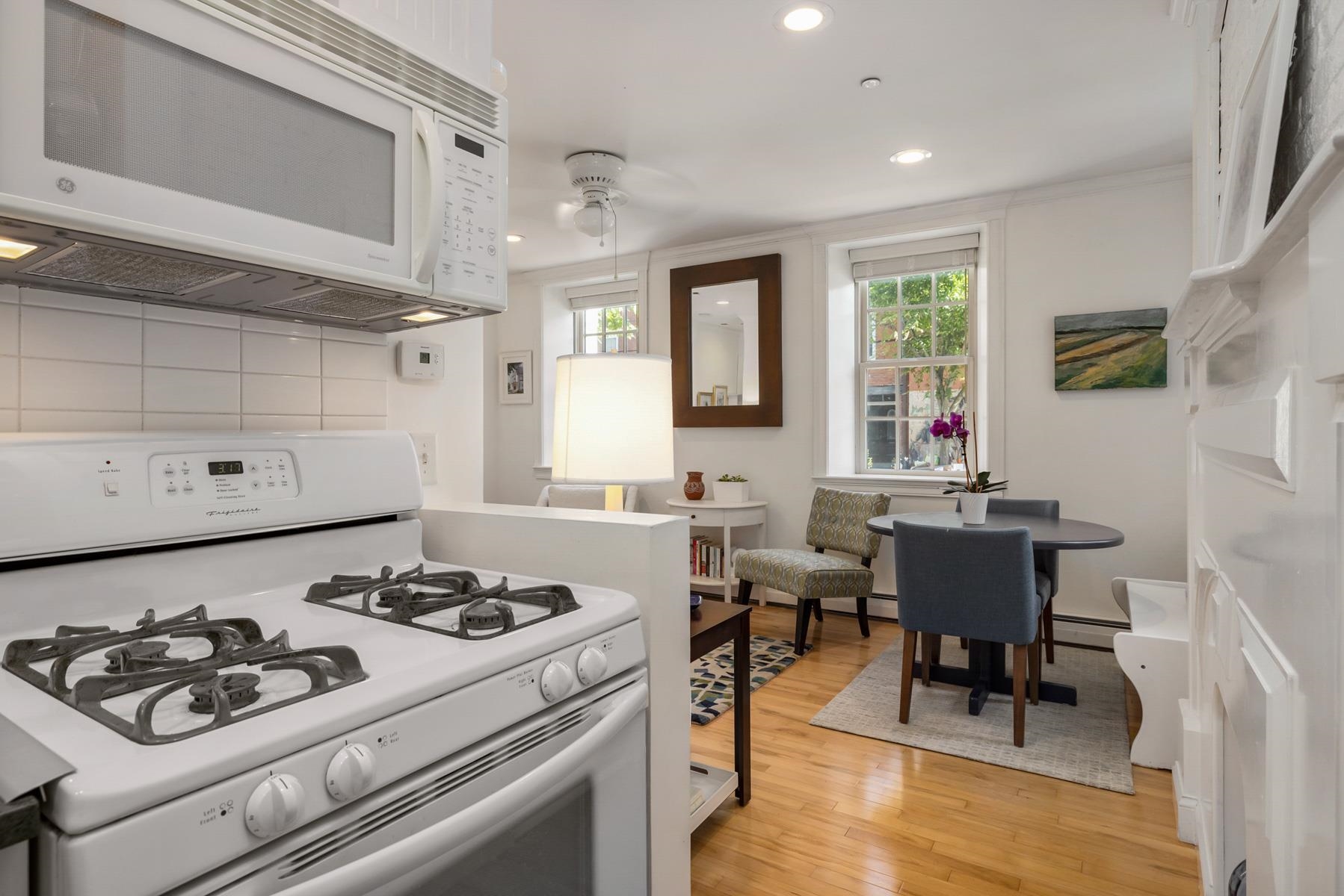 147 State Street, Unit 2 Portsmouth, NH 03801 - Photo 9 of 30