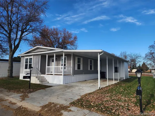 $129,900 | 650 West Adrian Street, Blissfield, MI 49228