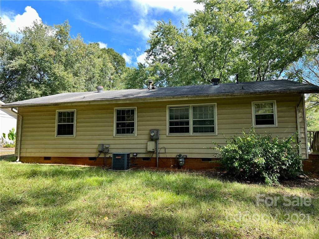 1018 Tilden Road Charlotte, NC 28214 - Photo 17 of 17 a view of house with backyard