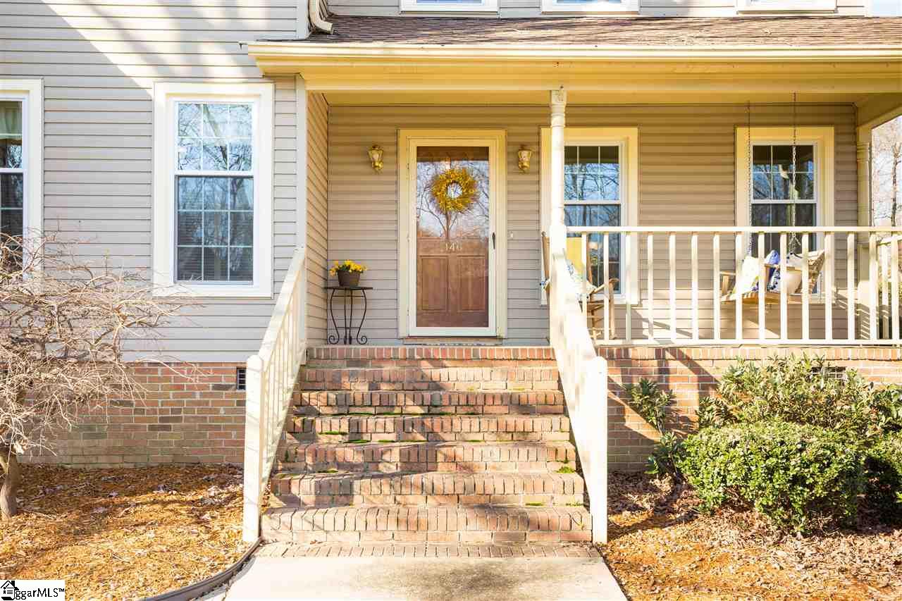 146 Crosswinds Street Greer, SC 29650 - Photo 2 of 36 Gallery Image 2