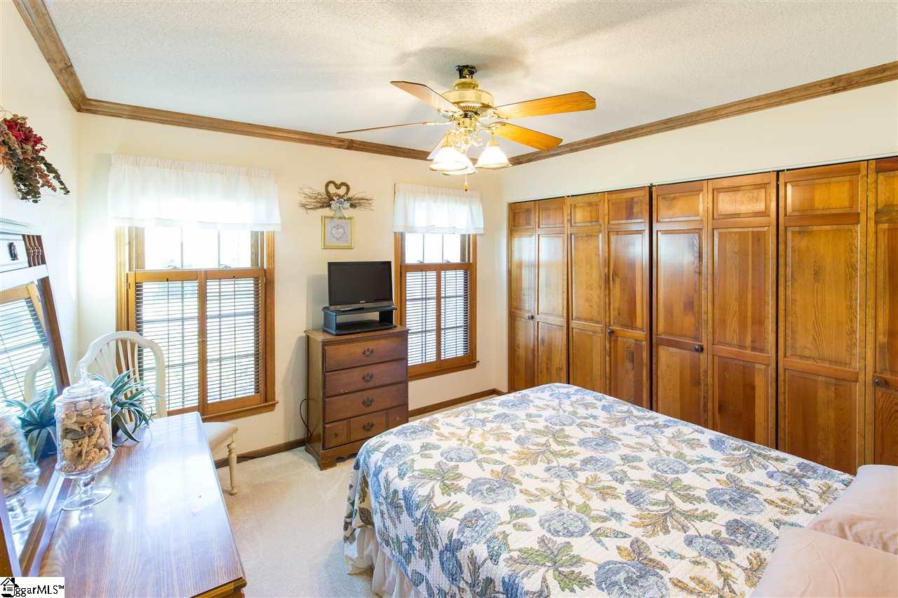 146 Crosswinds Street Greer, SC 29650 - Photo 19 of 36 Gallery Image 19