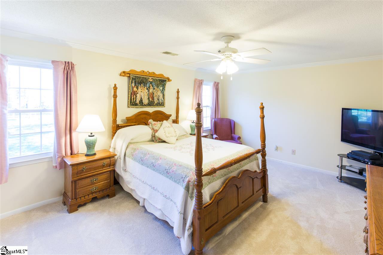 146 Crosswinds Street Greer, SC 29650 - Photo 21 of 36 Gallery Image 21