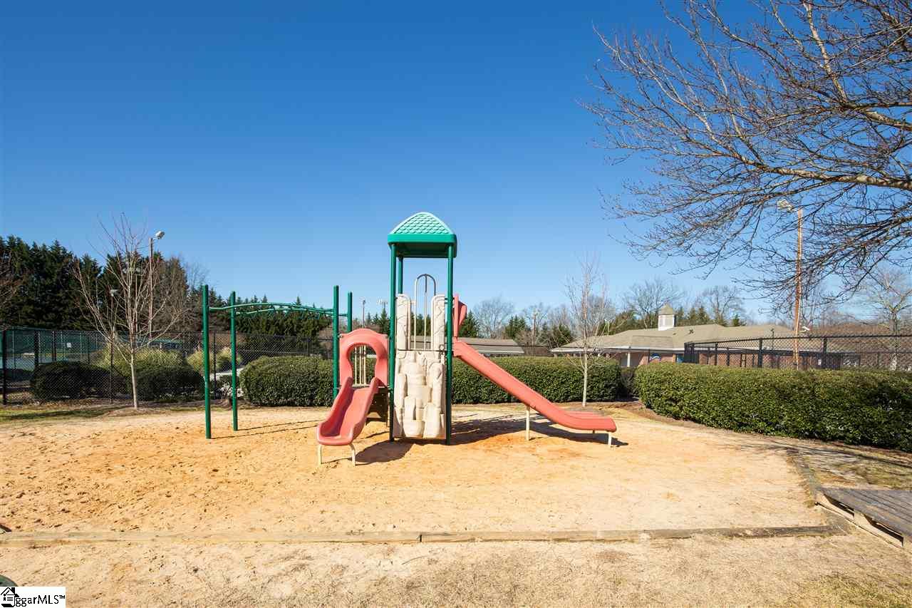 146 Crosswinds Street Greer, SC 29650 - Photo 34 of 36 Gallery Image 34
