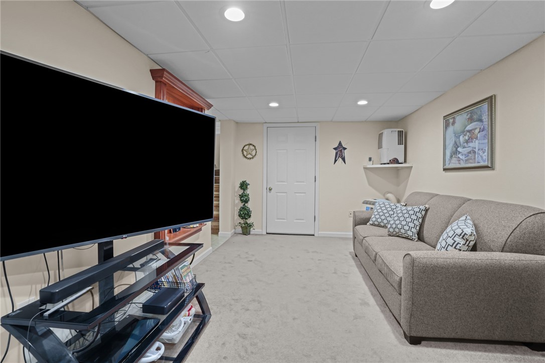 65 Albion Road Lincoln, RI 02865 - Photo 29 of 48