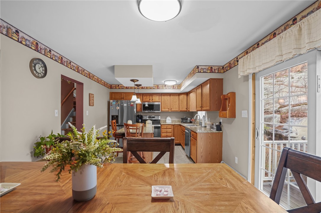 65 Albion Road Lincoln, RI 02865 - Photo 10 of 48