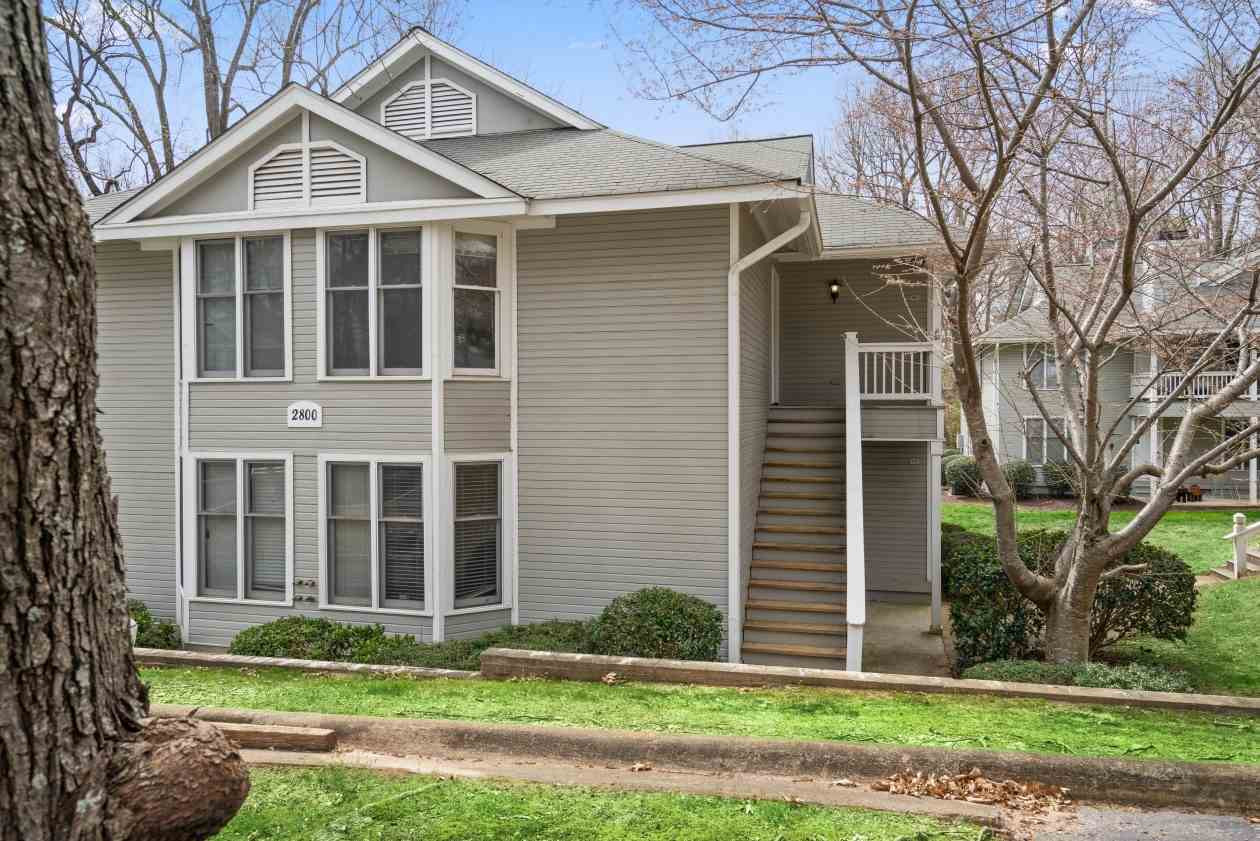 2800 Edridge Court, Unit 202 Raleigh, NC 27607 - Photo 1 of 23 Photo 1