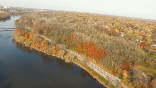 $350,000 | Parcel 004-003 State Rt 25 Road, Oswego, IL 60543