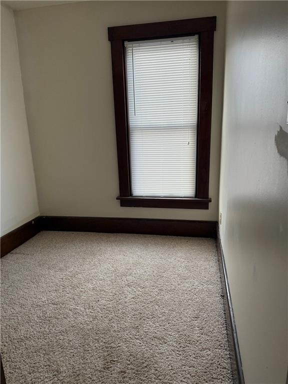 115 Lyon Avenue Butler, PA 16001 - Photo 24 of 32 a view of window