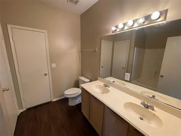 $1,895 | 1502 Parrot Court, DeSoto, TX 75115