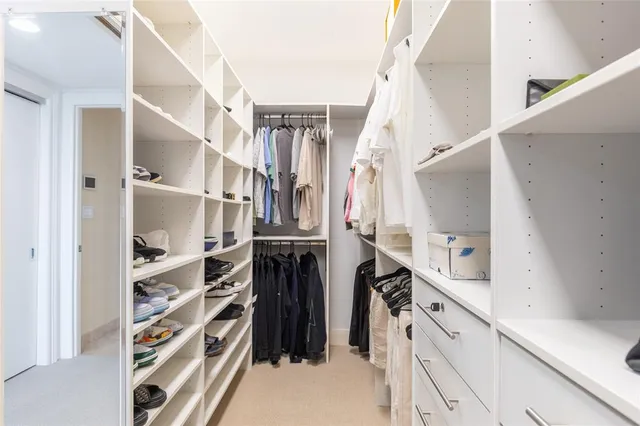 $1,350,000 | 20201 East Country Club Drive, Unit 706, Aventura, FL 33180