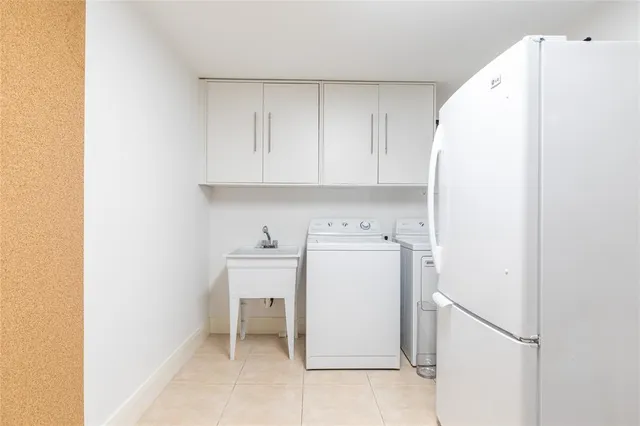 $1,350,000 | 20201 East Country Club Drive, Unit 706, Aventura, FL 33180