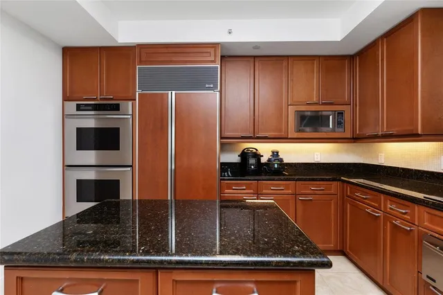 $1,350,000 | 20201 East Country Club Drive, Unit 706, Aventura, FL 33180