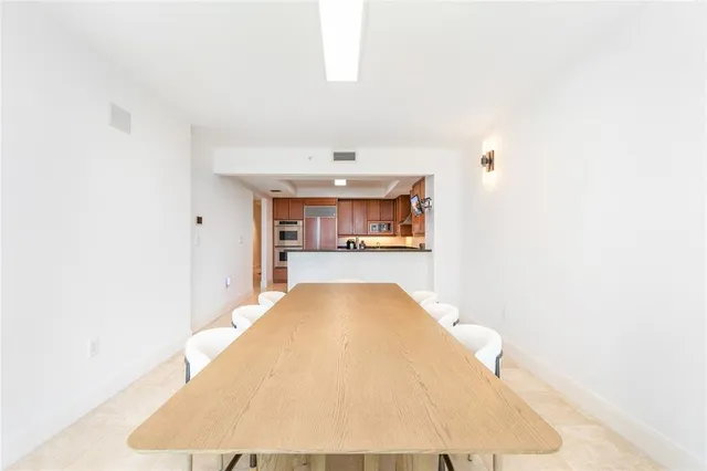 $1,350,000 | 20201 East Country Club Drive, Unit 706, Aventura, FL 33180