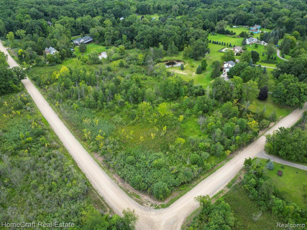 1 West Dawson Road Milford, MI 48381 - Photo 1 of 11 Gallery Image 1